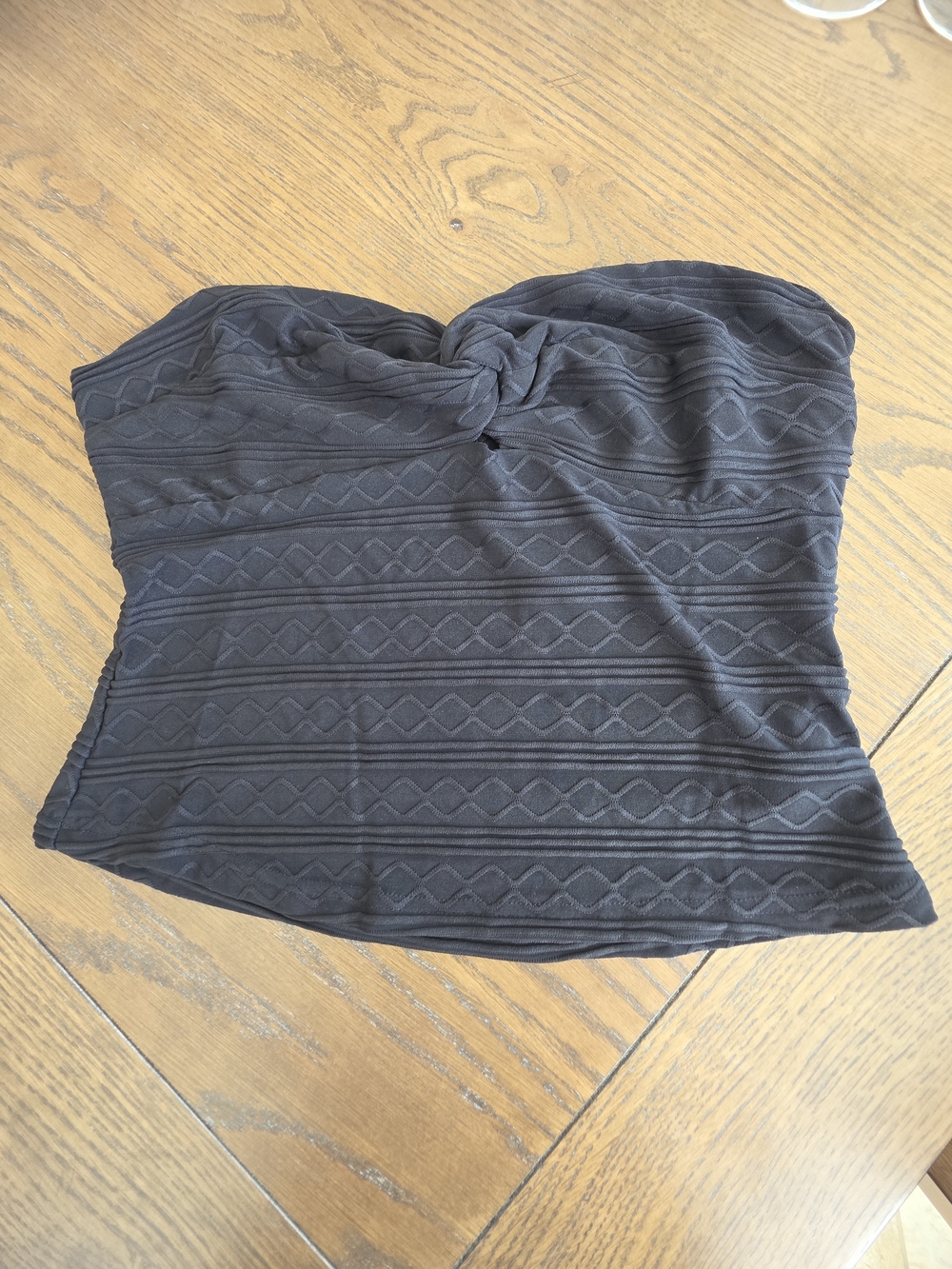 Cupshe Black Textured Knit Women’s Top with Twist Detail